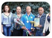 ТС «Брусничка» поздравила дефлимпийца с победой